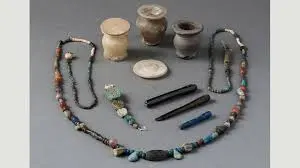 Fashion-and-cosmetics--in-ancient-egypt-egyluxortours